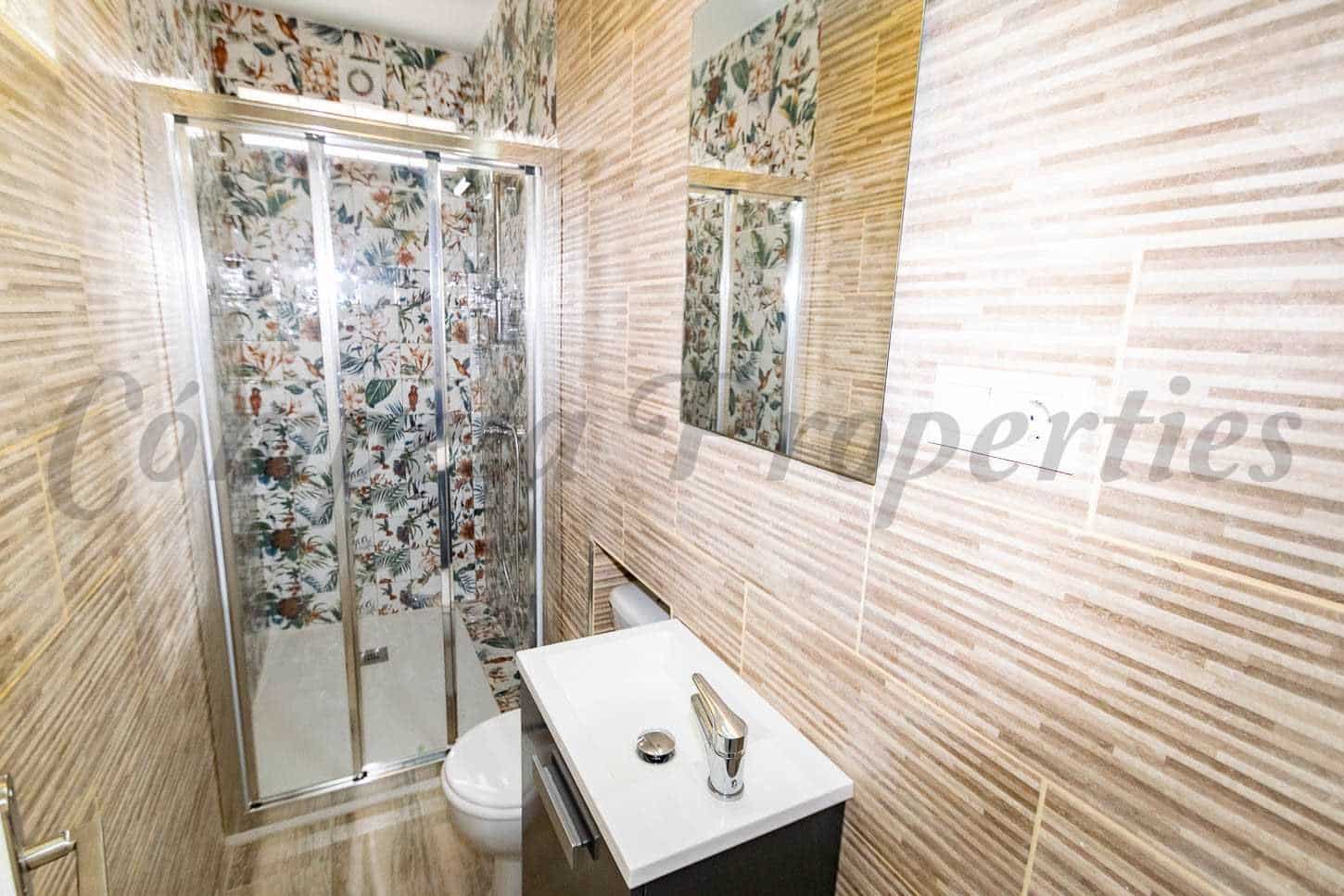  2 soveværelse   ferieByhus i Torrox     - € 1.000 (Ref: 10076387)