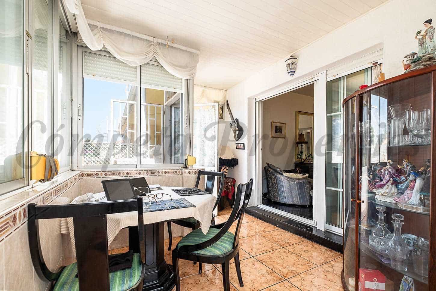 2 makuuhuone Rivitalo myytävänä paikassa Torrox-Costa mukana 
autotalli - 359 000 € (Ref: 10076392)
