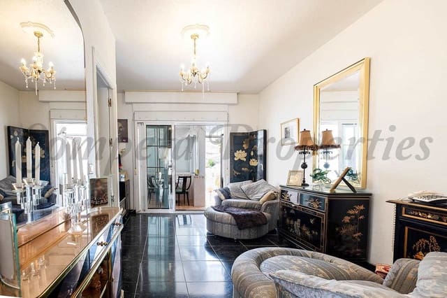 2 makuuhuone Rivitalo myytävänä paikassa Centro Internacional, Torrox mukana 
autotalli - 359 000 € (Ref: 10076392)
