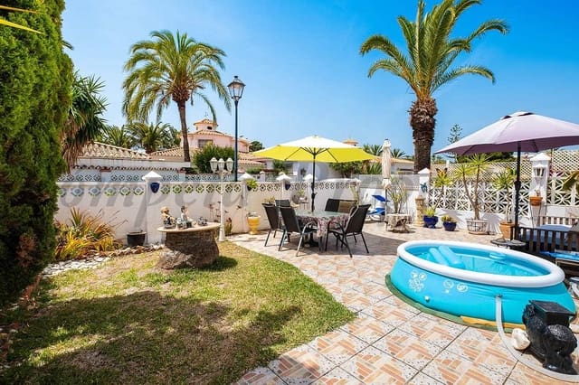 2 makuuhuone Rivitalo myytävänä paikassa Centro Internacional, Torrox mukana 
autotalli - 359 000 € (Ref: 10076392)