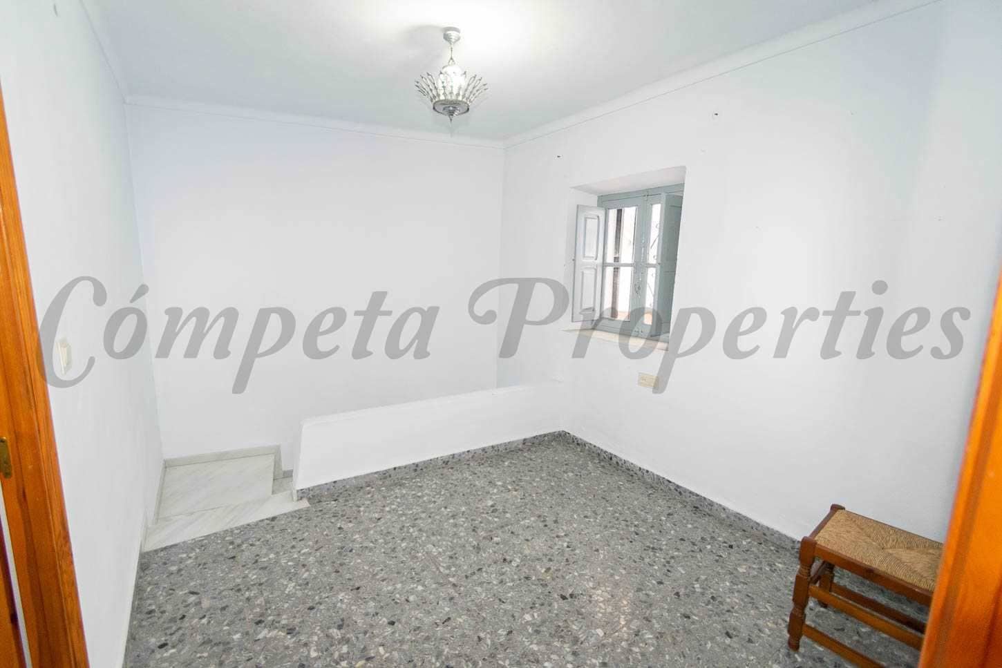 4 soverom Hus til salgs i Torrox - € 180 000 (Ref: 10076393)
