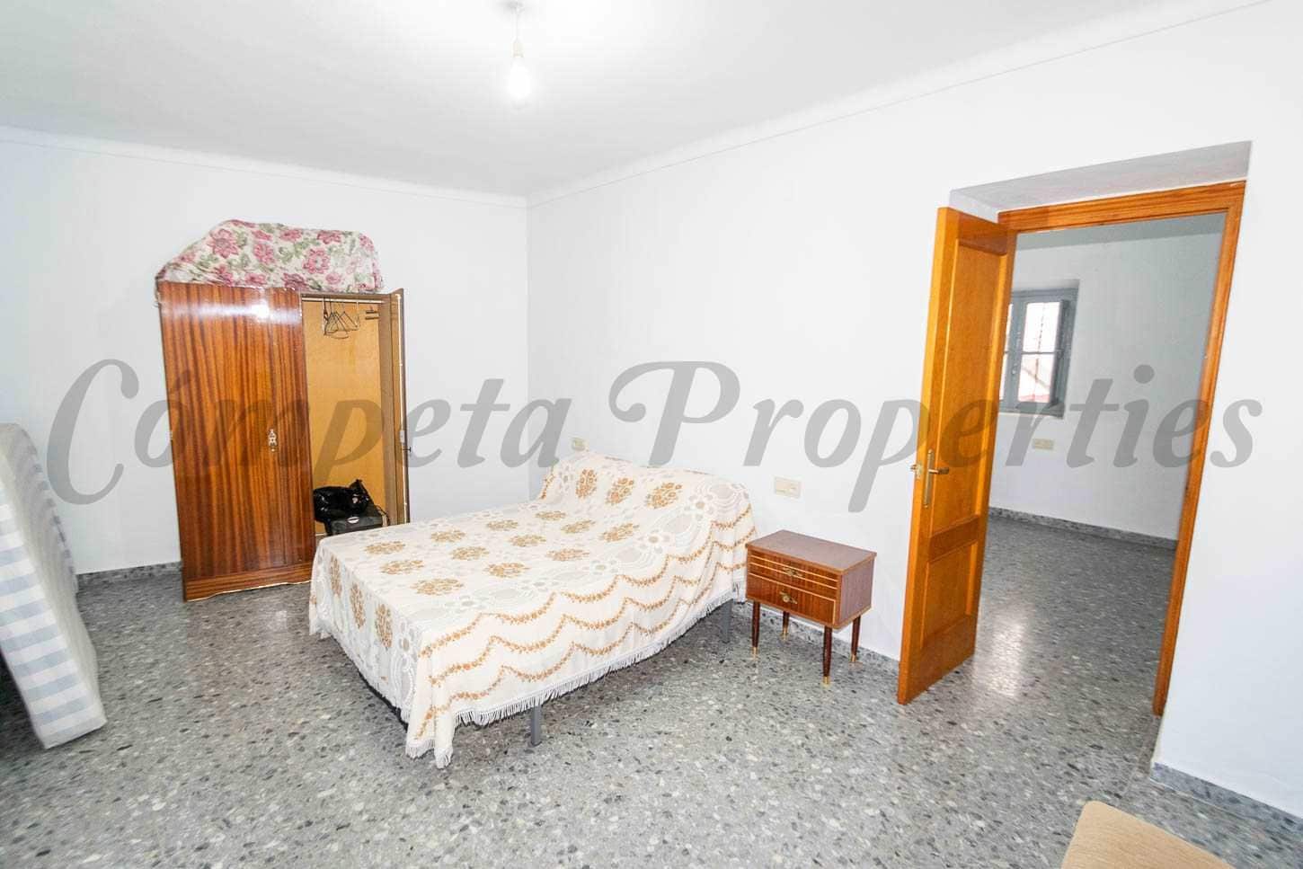 4 soverom Hus til salgs i Torrox - € 180 000 (Ref: 10076393)