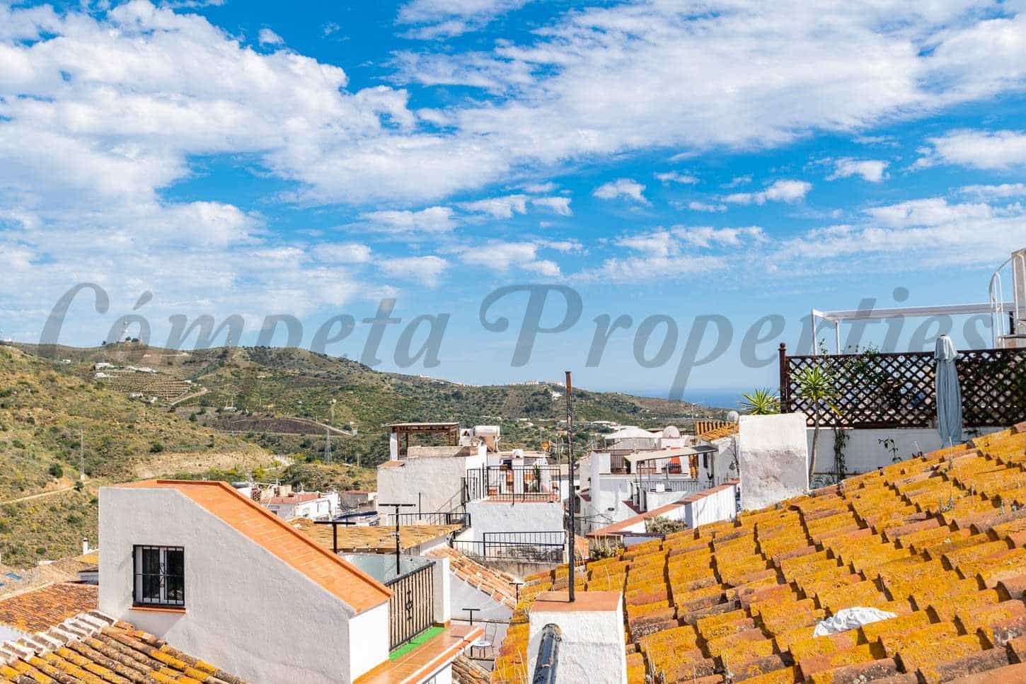 4 soverom Hus til salgs i Torrox - € 180 000 (Ref: 10076393)