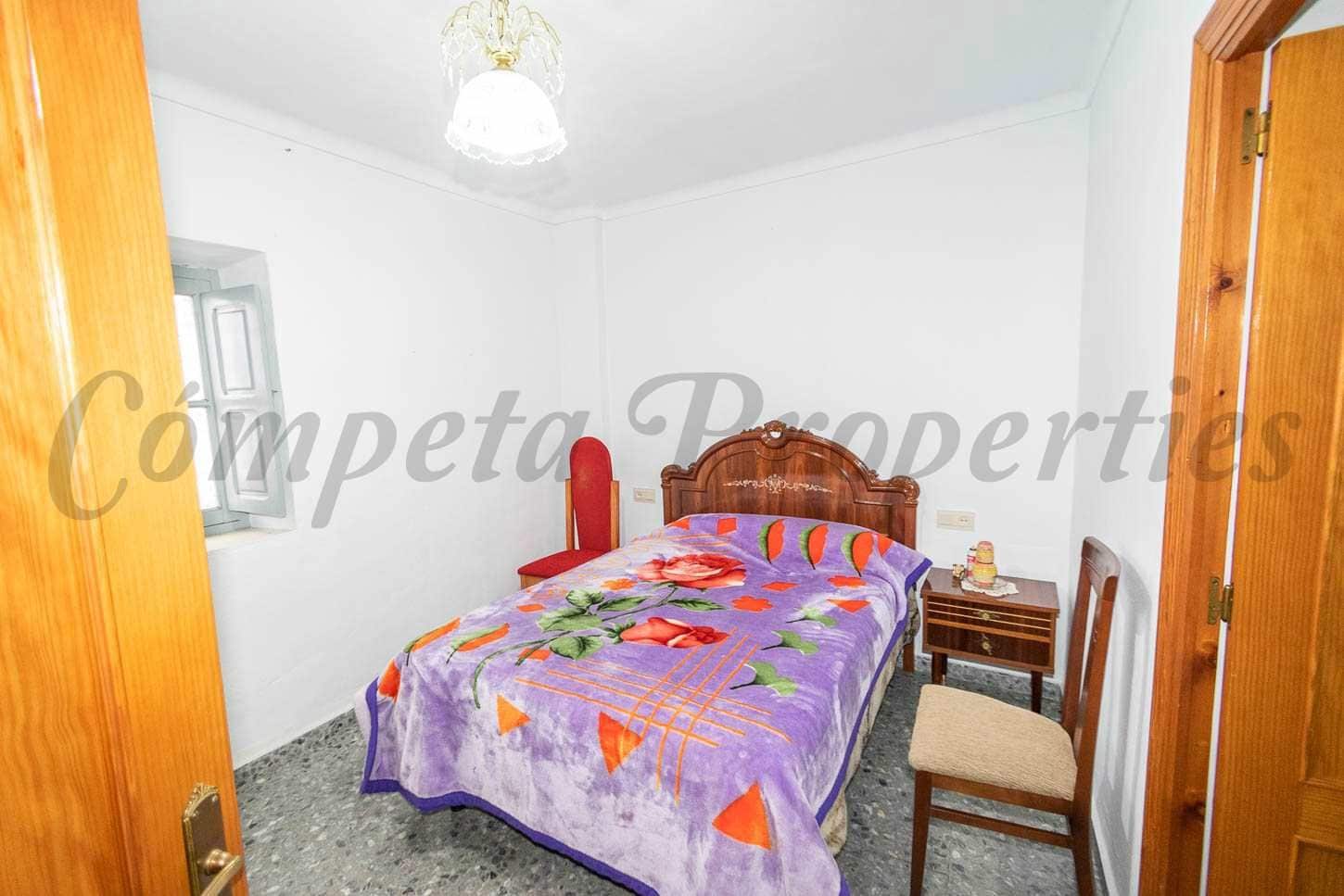 4 soverom Hus til salgs i Torrox - € 180 000 (Ref: 10076393)