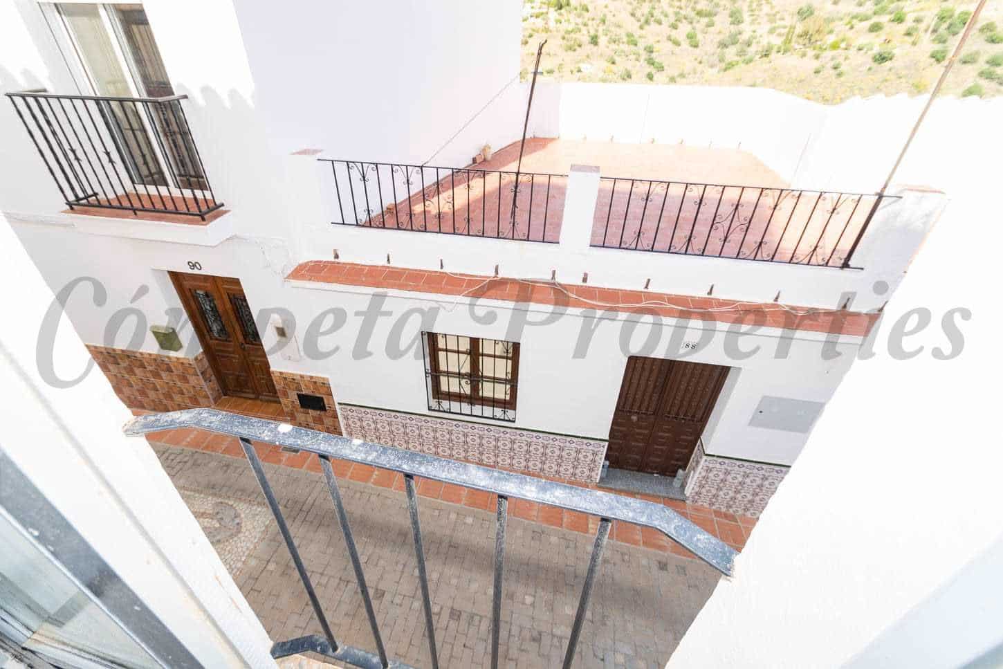 4 soverom Hus til salgs i Torrox - € 180 000 (Ref: 10076393)