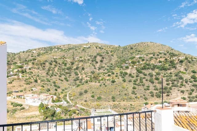 4 makuuhuone Omakotitalo myytävänä paikassa Torrox Pueblo, Torrox - 180 000 € (Ref: 10076393)