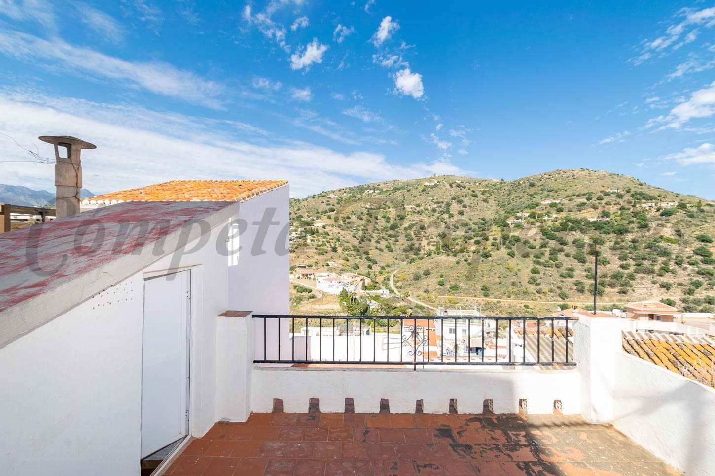4 soverom Hus til salgs i Torrox - € 180 000 (Ref: 10076393)