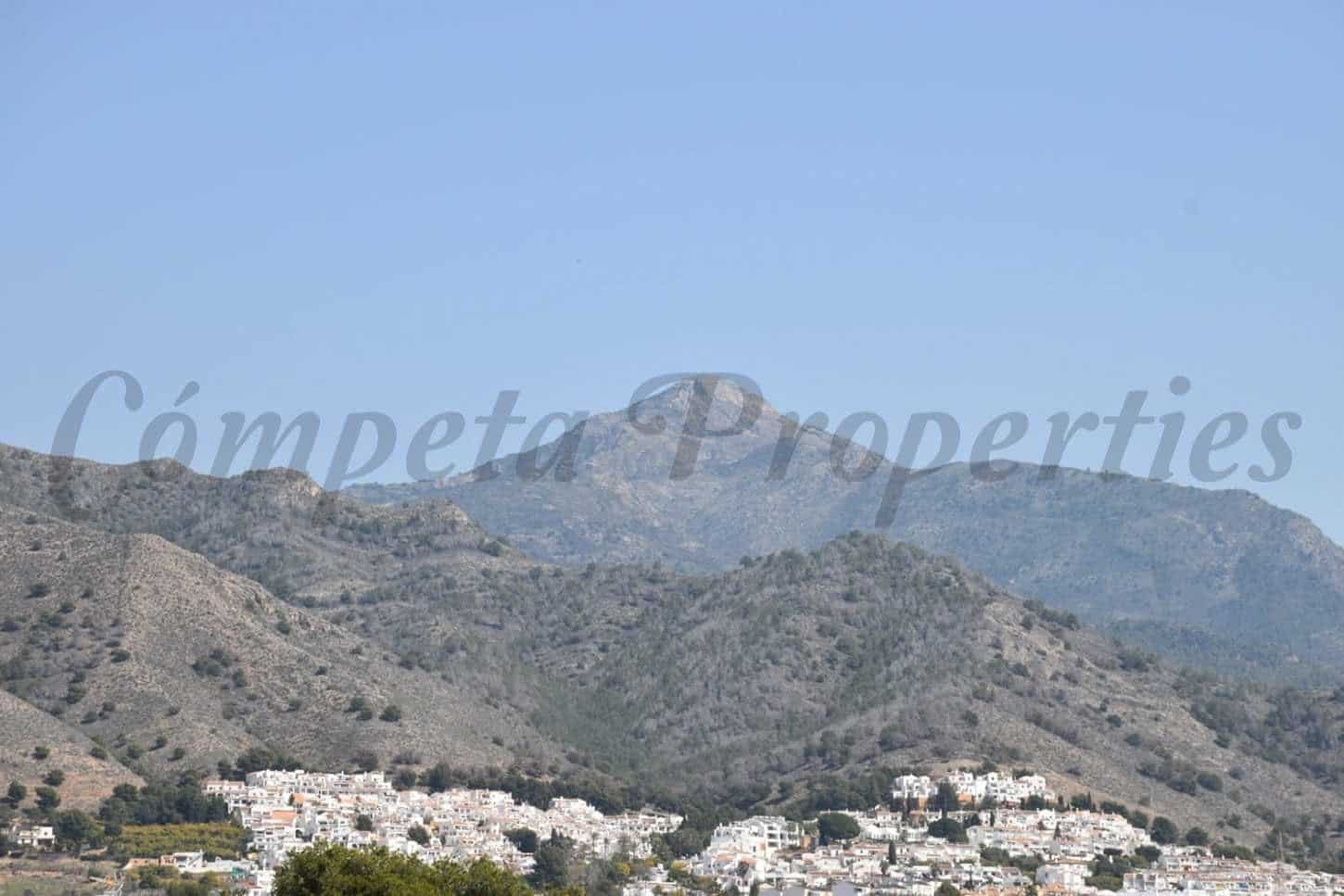 3 chambre Villa/Maison à vendre à Nerja avec piscine garage - 630 000 € (Ref: 10076394)