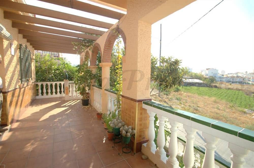 3 sovrum Finca/Hus på landet till salu i Torrox-Costa med garage - 370 000 € (Ref: 10076396)
