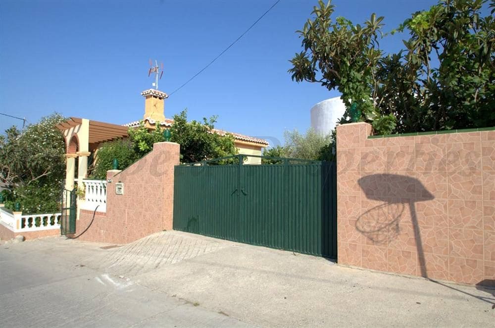 3 sovrum Finca/Hus på landet till salu i Torrox-Costa med garage - 370 000 € (Ref: 10076396)