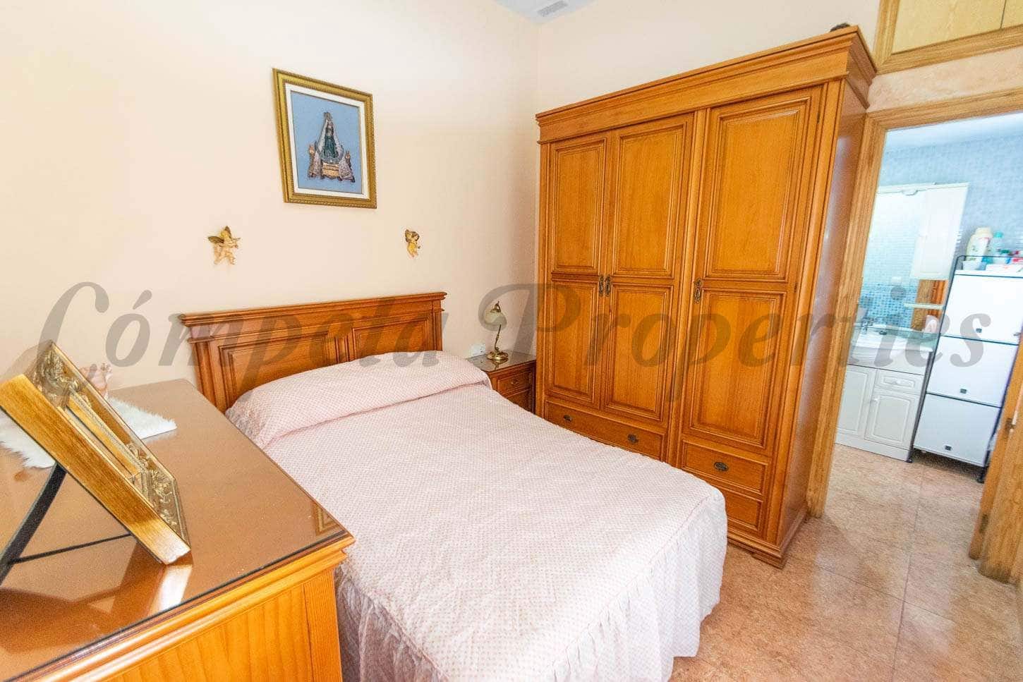 4 quarto Casa em Banda para venda em Torrox - 315 000 € (Ref: 10076401)