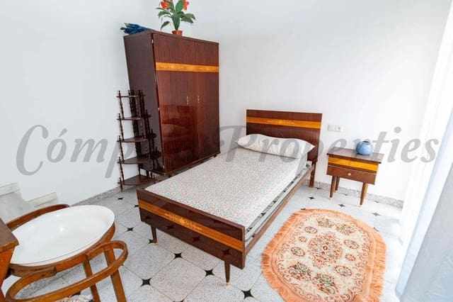 3 quarto Casa em Banda para venda em Torrox Pueblo, Torrox - 252 000 € (Ref: 10076402)