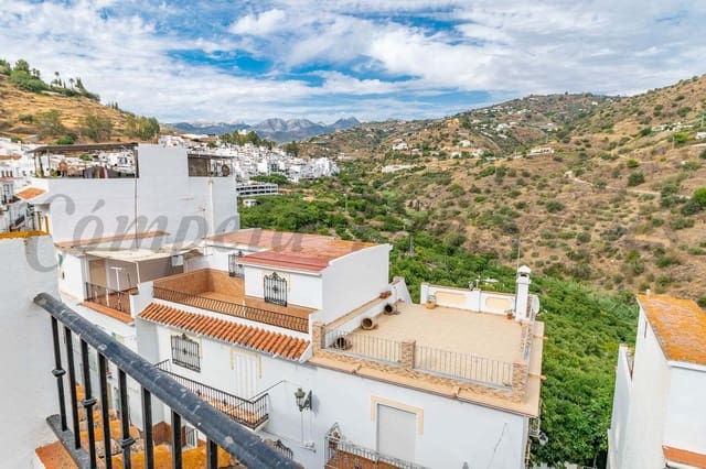 3 quarto Casa em Banda para venda em Torrox Pueblo, Torrox - 252 000 € (Ref: 10076402)