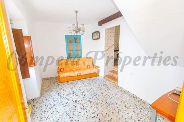 3 quarto Casa em Banda para venda em Torrox Pueblo, Torrox - 190 000 € (Ref: 10076403)