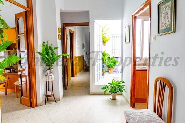 6 sypialnia Dom na sprzedaż w Torrox Pueblo, Torrox - 600 000 € (Ref: 10076405)