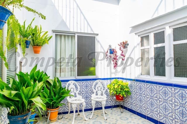 6 sypialnia Dom na sprzedaż w Torrox Pueblo, Torrox - 600 000 € (Ref: 10076405)