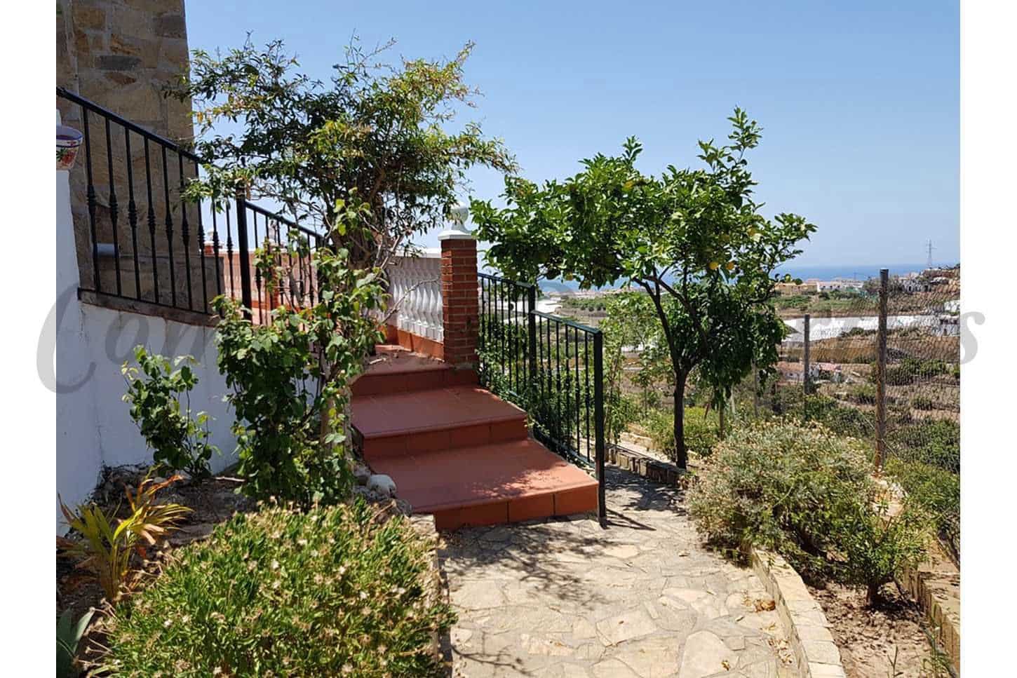4 sovrum Villa till salu i Torrox med pool garage - 530 000 € (Ref: 10076407)