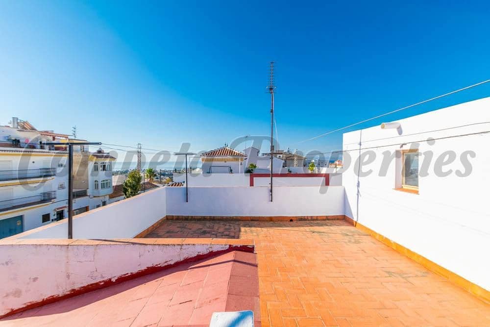 5 quarto Casa em Banda para venda em Torrox - 205 000 € (Ref: 10076409)