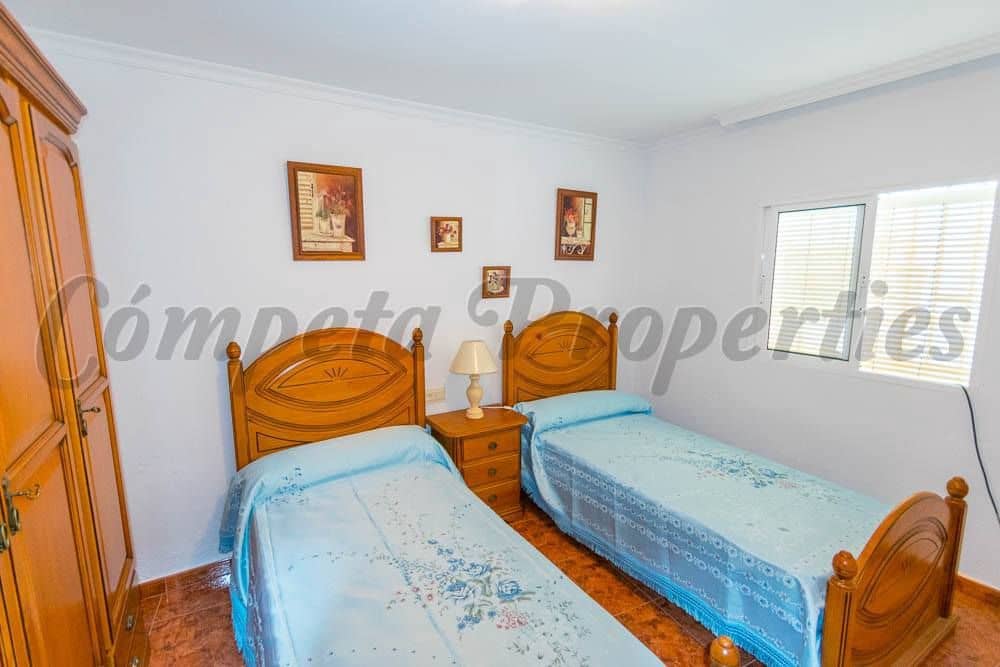5 quarto Casa em Banda para venda em Torrox - 205 000 € (Ref: 10076409)