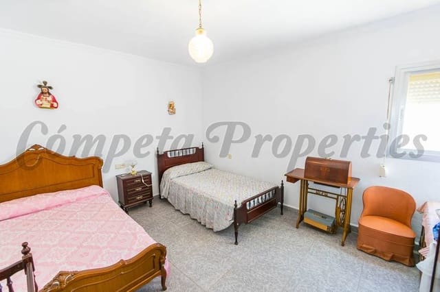 5 makuuhuone Omakotitalo myytävänä paikassa Torrox Pueblo, Torrox - 205 000 € (Ref: 10076409)