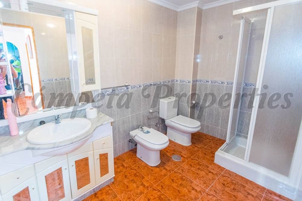 5 quarto Casa em Banda para venda em Torrox - 205 000 € (Ref: 10076409)