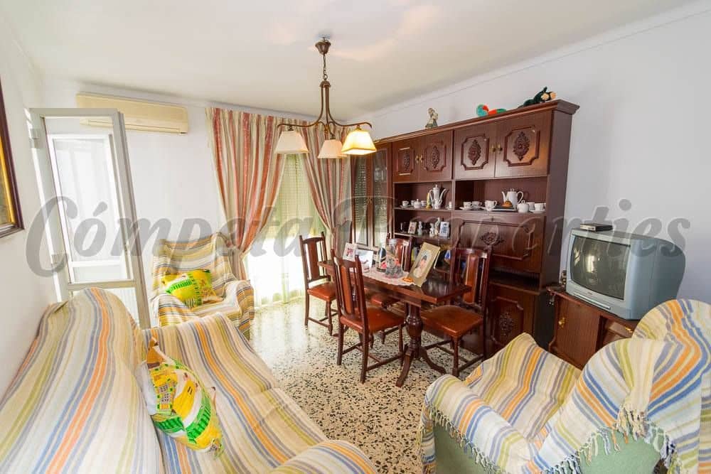 5 quarto Casa em Banda para venda em Torrox - 205 000 € (Ref: 10076409)