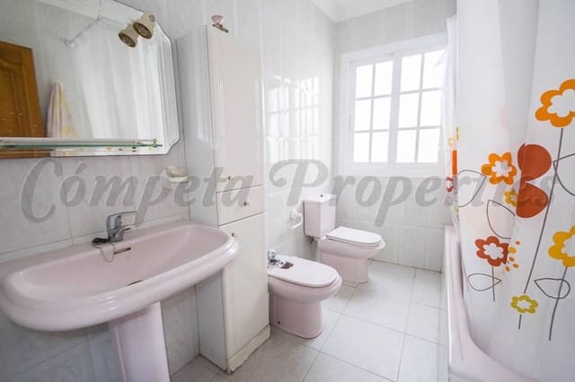3 soverom Hus til salgs i Torrox Pueblo, Torrox - € 265 000 (Ref: 10076410)