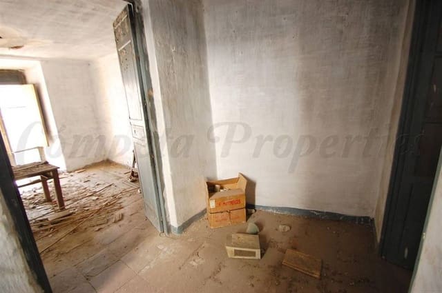 10 makuuhuone Omakotitalo myytävänä paikassa Torrox Pueblo, Torrox - 235 000 € (Ref: 10076413)