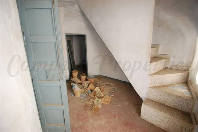 10 makuuhuone Omakotitalo myytävänä paikassa Torrox Pueblo, Torrox - 235 000 € (Ref: 10076413)