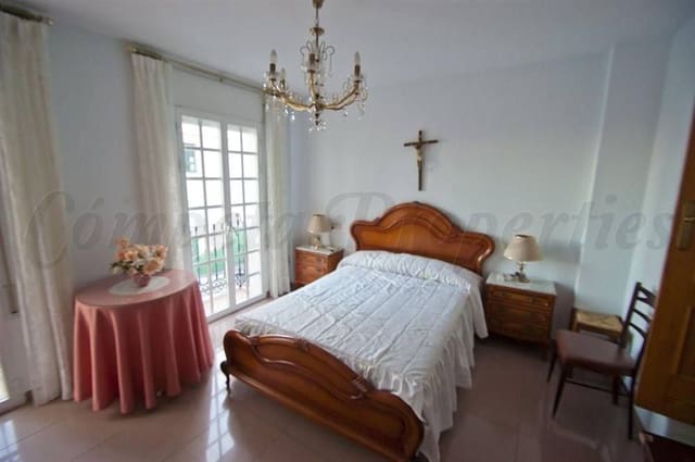 Apartamento de 3 habitaciones en Torrox Pueblo, Torrox en venta - 249.000 € (Ref: 10076414)