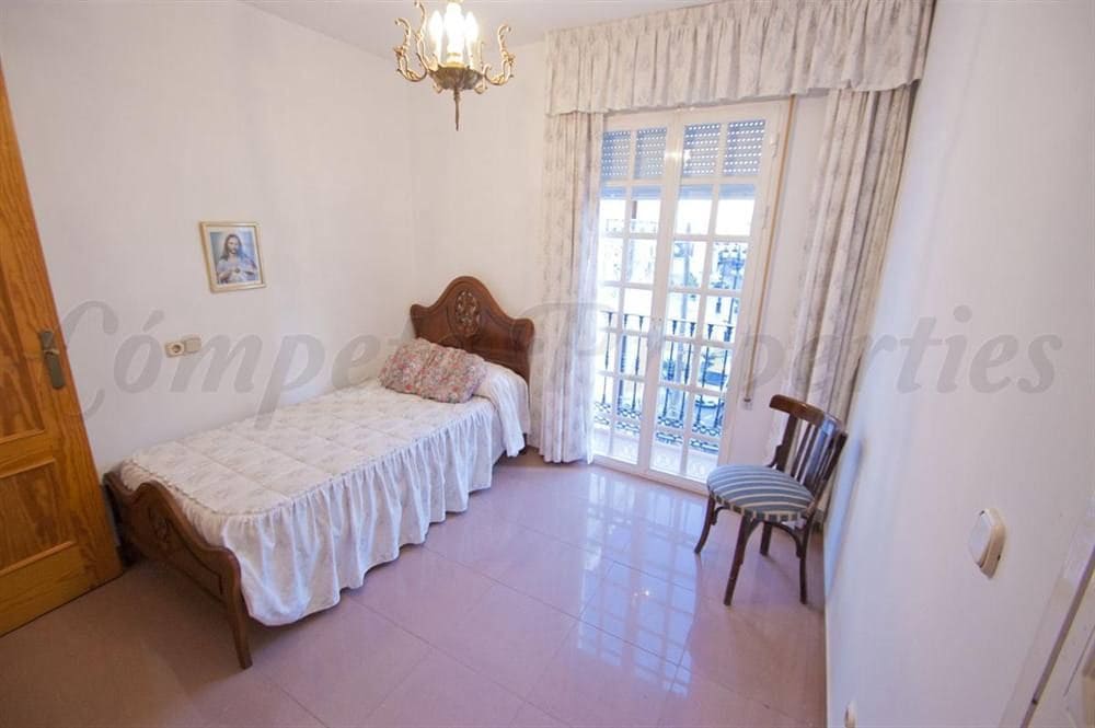 Apartamento de 3 habitaciones en Torrox en venta - 249.000 € (Ref: 10076414)