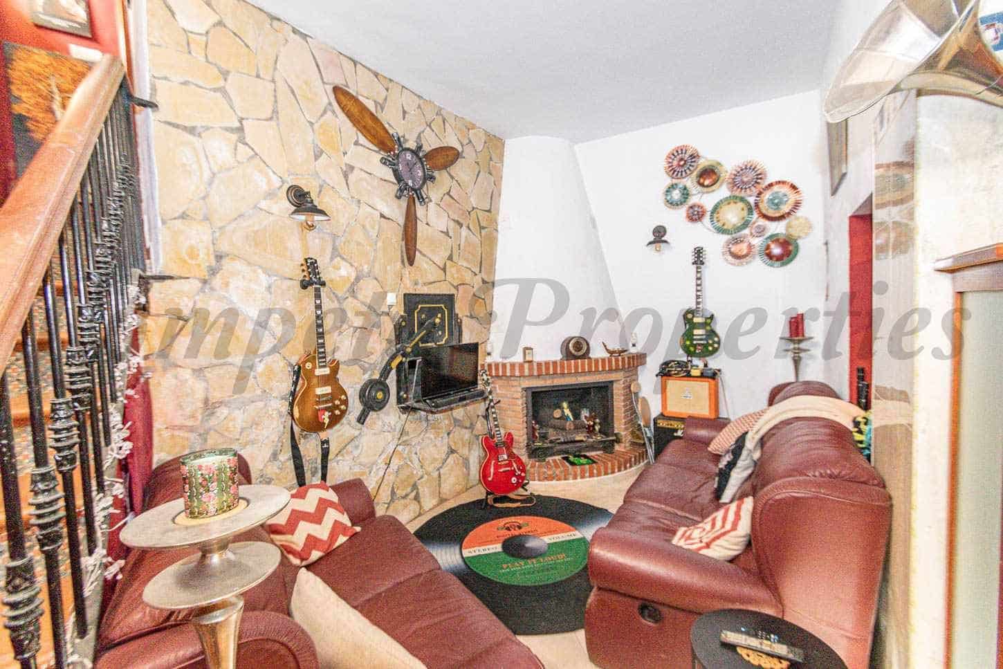 4 soverom Hus til salgs i Torrox - € 295 000 (Ref: 10076415)