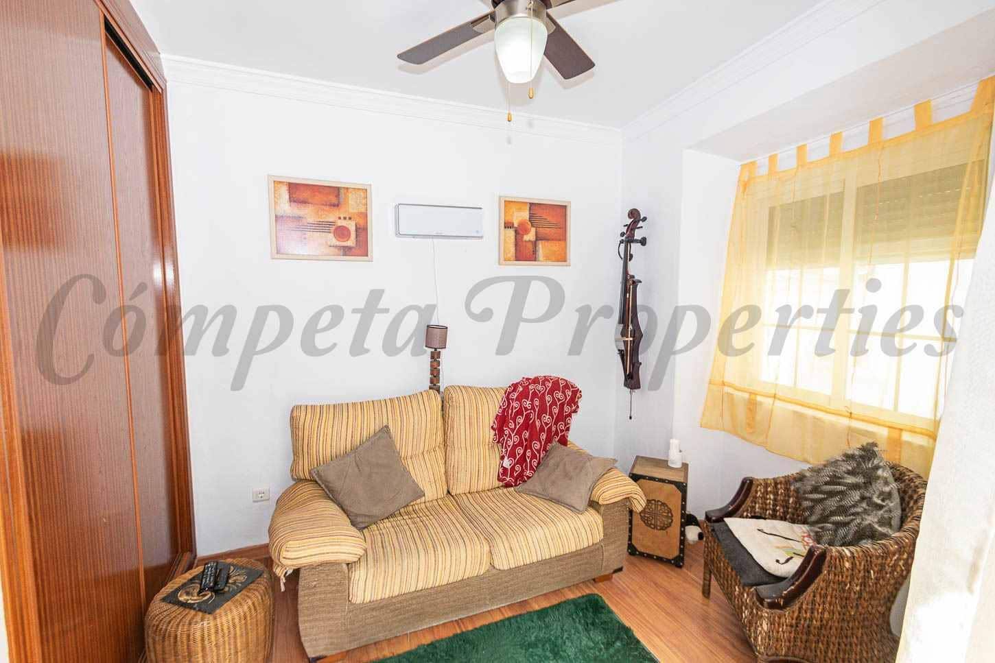 4 soverom Hus til salgs i Torrox - € 295 000 (Ref: 10076415)