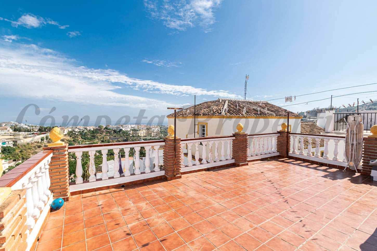 3 slaapkamer Huis te koop in Torrox - € 250.000 (Ref: 10076416)