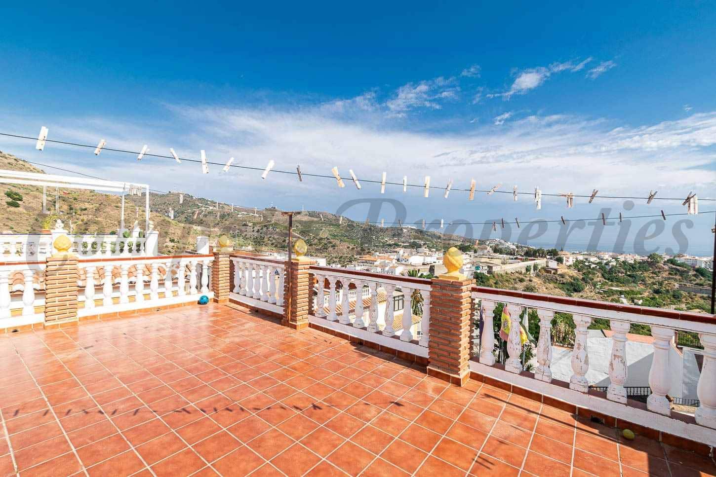 3 slaapkamer Huis te koop in Torrox - € 250.000 (Ref: 10076416)