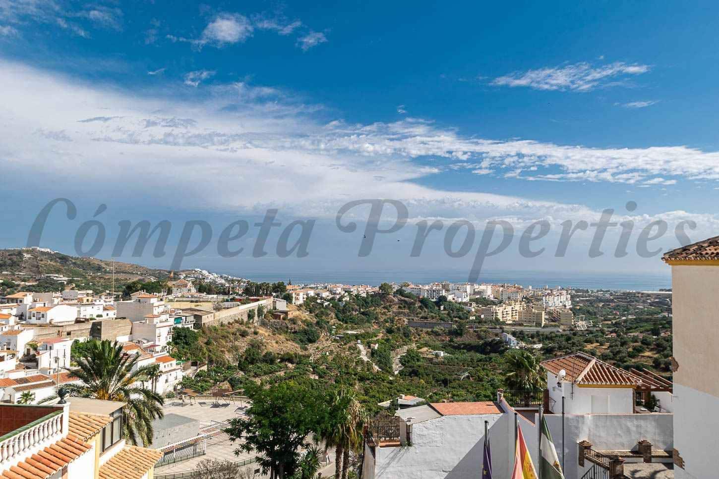 3 slaapkamer Huis te koop in Torrox - € 250.000 (Ref: 10076416)