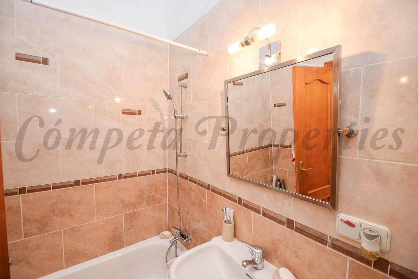 2 sovrum Hus till salu i Torrox - 199 000 € (Ref: 10076417)