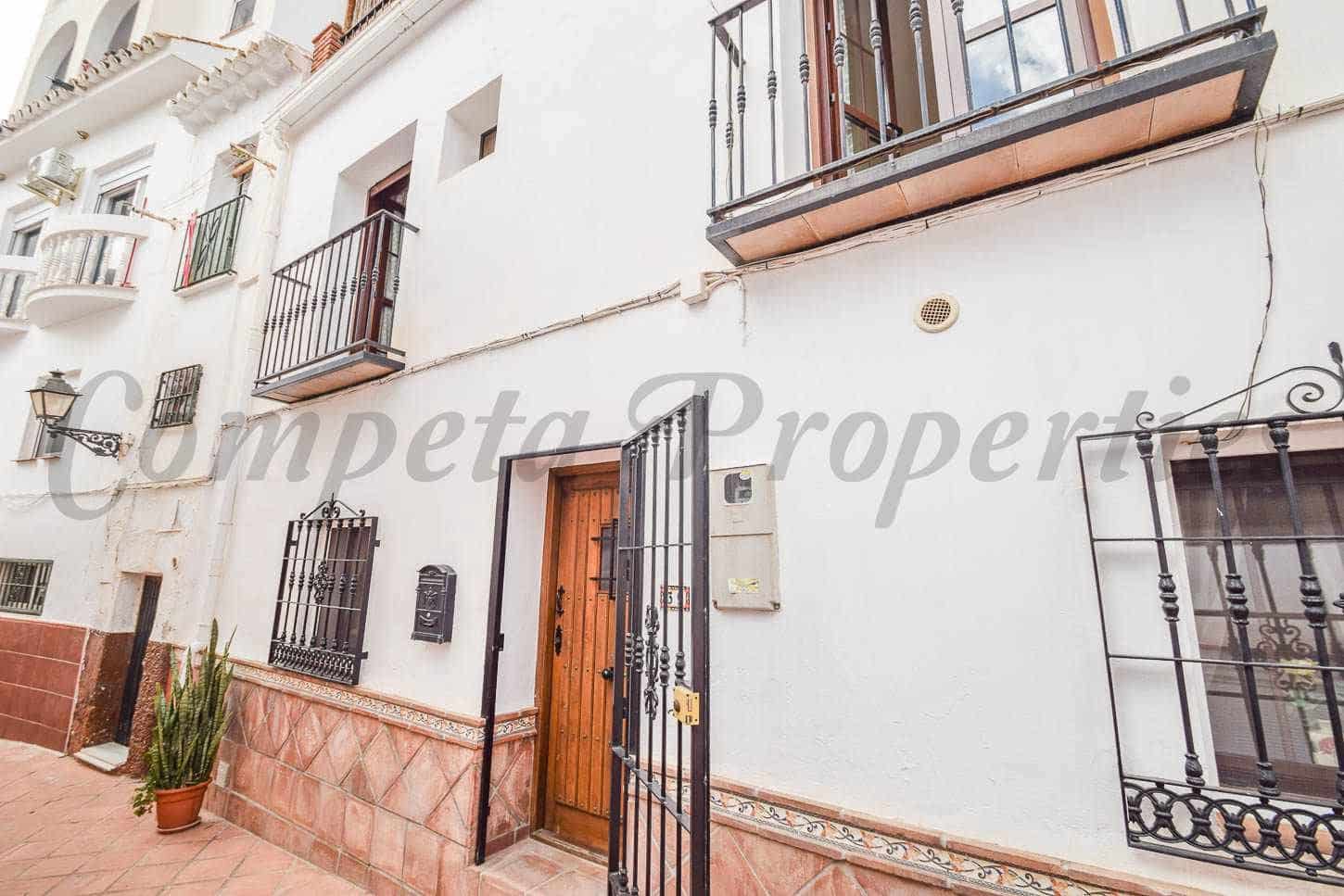 2 sovrum Hus till salu i Torrox - 199 000 € (Ref: 10076417)
