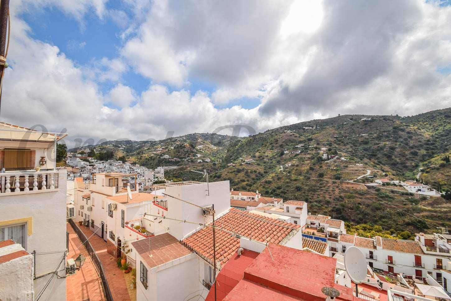 2 sovrum Hus till salu i Torrox - 199 000 € (Ref: 10076417)