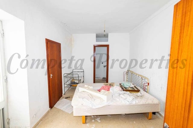 14 makuuhuone Omakotitalo myytävänä paikassa Torrox Pueblo, Torrox - 299 000 € (Ref: 10076418)