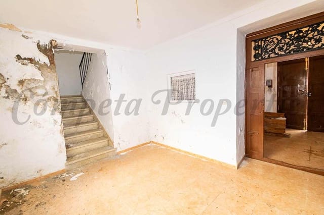 14 makuuhuone Omakotitalo myytävänä paikassa Torrox Pueblo, Torrox - 299 000 € (Ref: 10076418)