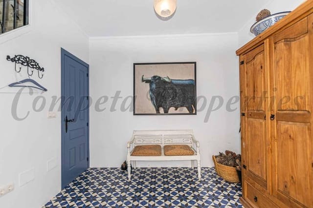 3 slaapkamer Huis voor vakantieverhuur in Cómpeta - € 990 (Ref: 10076419)