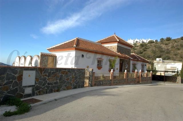 5 Zimmer Ferienhaus in Cómpeta mit Pool Garage - 2.040 € (Ref: 10076420)