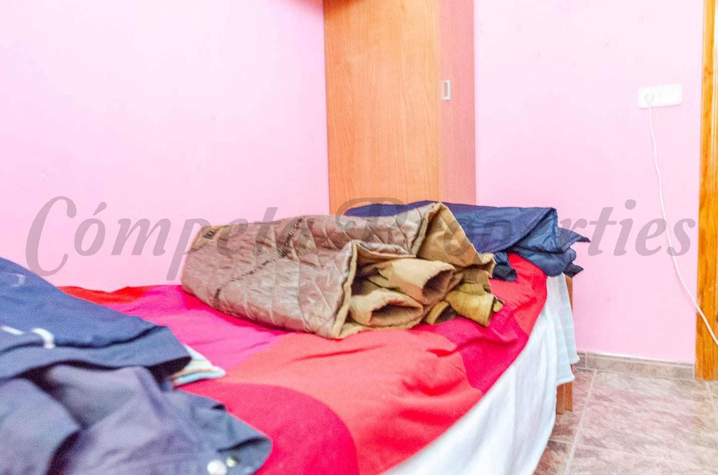 4 bedroom Townhouse for sale in Competa - € 137,000 (Ref: 10076422)