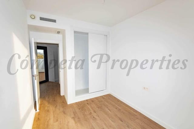 2 makuuhuone Huoneisto myytävänä paikassa El Peñoncillo, Torrox mukana uima-altaan 
autotalli - 347 000 € (Ref: 10076423)