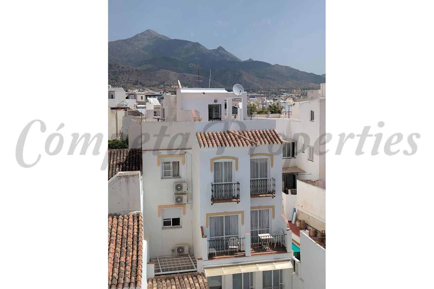 Apartamento de 2 habitaciones en Nerja en venta - 389.000 € (Ref: 10076424)