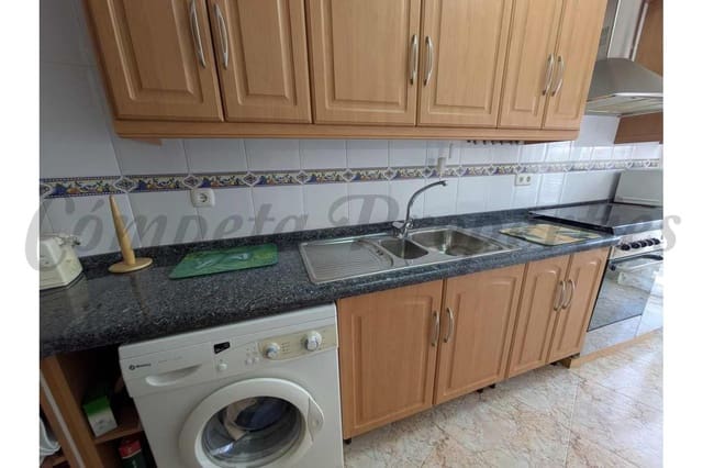 Apartamento de 2 habitaciones en Centro, Nerja en venta - 389.000 € (Ref: 10076424)
