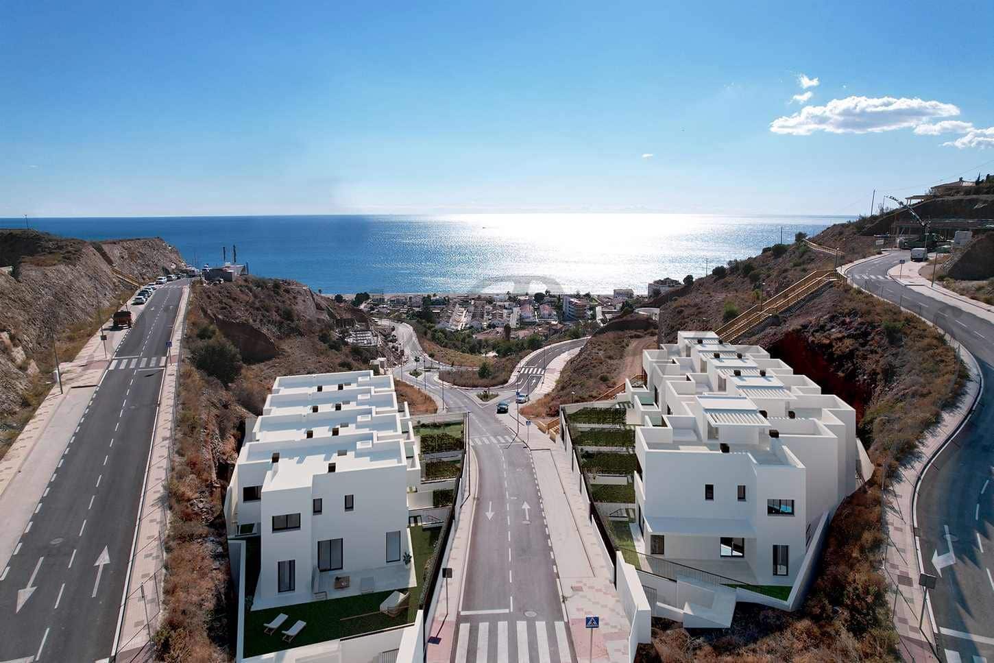 Adosado de 4 habitaciones en Rincón de la Victoria en venta con garaje - 695.000 € (Ref: 10076425)