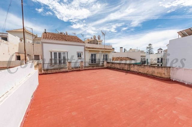 3 makuuhuone Omakotitalo myytävänä paikassa Centro, Nerja - 629 000 € (Ref: 10076428)