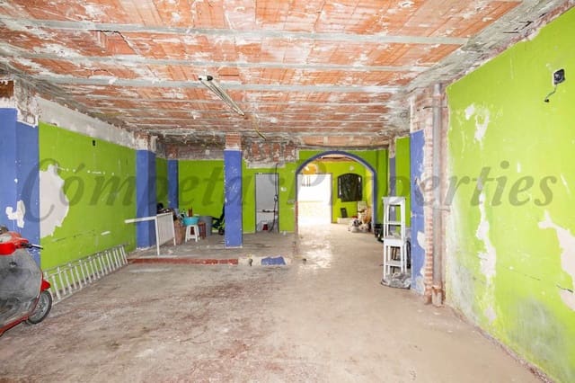 3 makuuhuone Omakotitalo myytävänä paikassa Centro, Nerja - 629 000 € (Ref: 10076428)